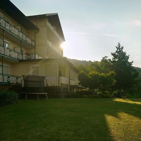Appartementhotel Karawankenblick Pörtschach am Wörthersee Exterior foto