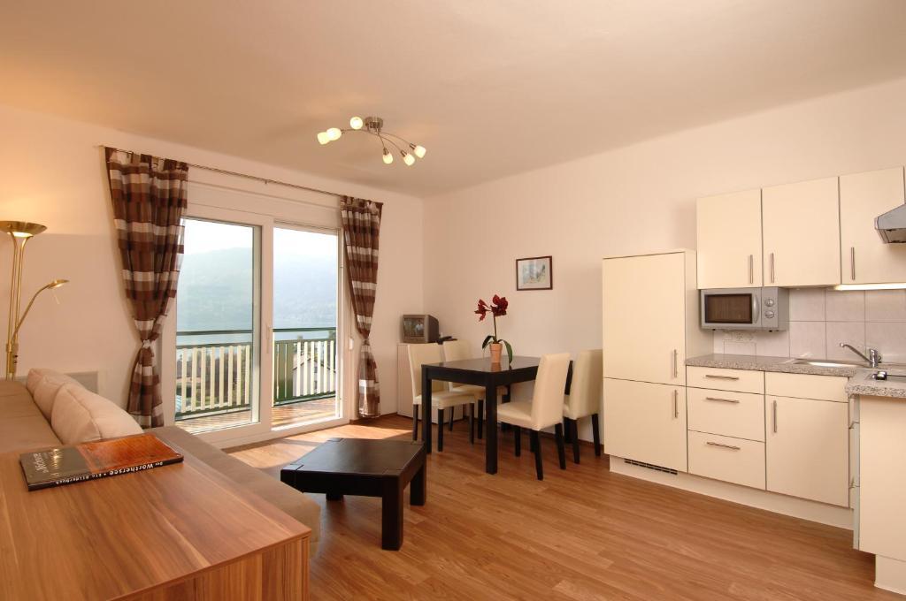 Appartementhotel Karawankenblick Pörtschach am Wörthersee Habitación foto